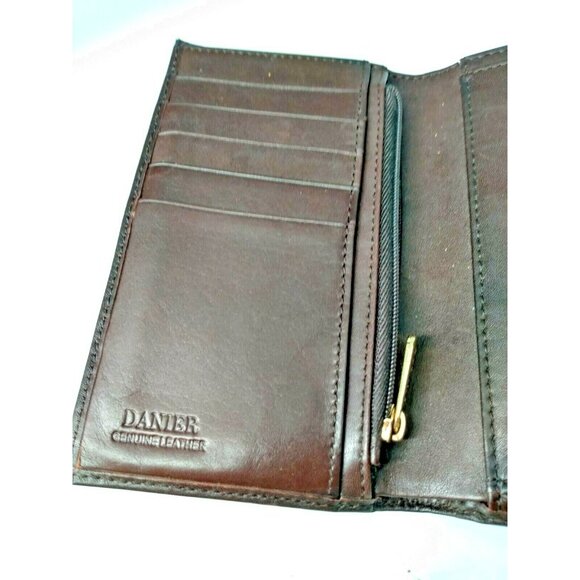 Vintage Danier Canada Dark Brown Soft Leather Ladies Wallet - 6" x 4.25" - Picture 5 of 9